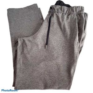 LULULEMON NWOT GREY YOGA PANTS, size 12